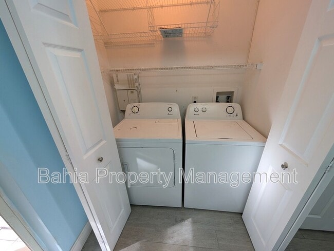 Building Photo - 5440 Carrollwood Key Dr