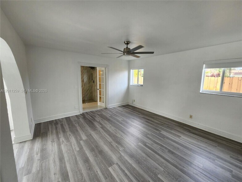 Building Photo - 4233 Jackson St