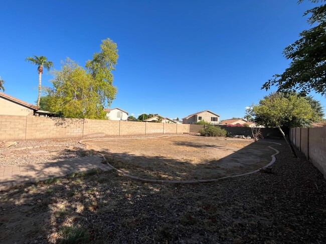 Building Photo - 3 Bedroom Home in the Clemente Ranch Commu...