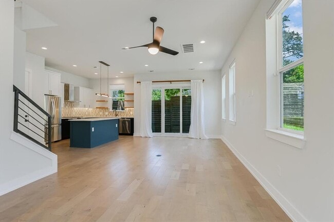 Building Photo - 3507 Oak Springs Dr