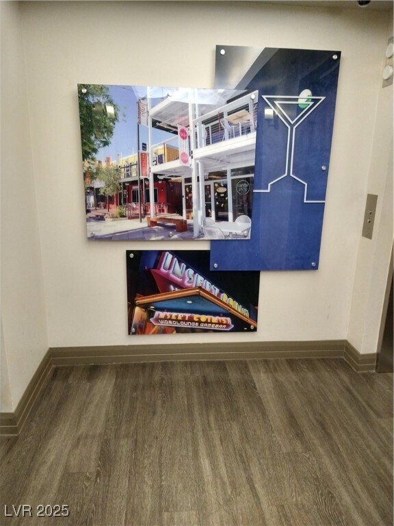 Building Photo - 150 S Las Vegas Blvd