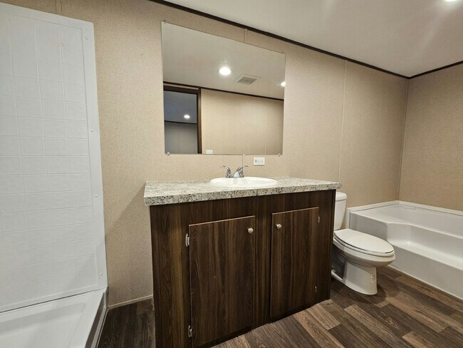 Building Photo - 1082 Myakka Dr