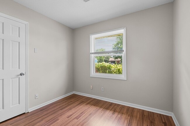 Building Photo - Fantastic 3 Bedroom Ranch home in SE Ralei...