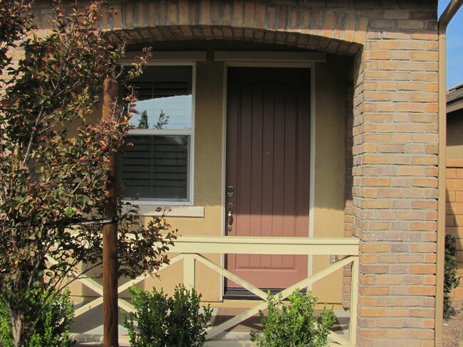 Building Photo - 3043 Hopkins St