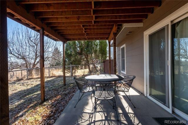 Building Photo - 2323 Dogwood Cir