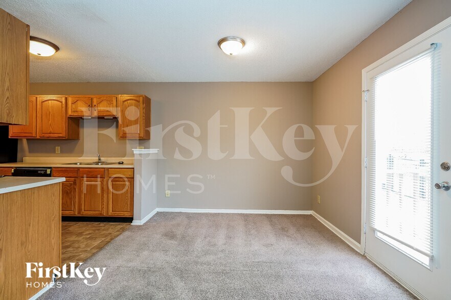 Building Photo - 2925 Redland Ln