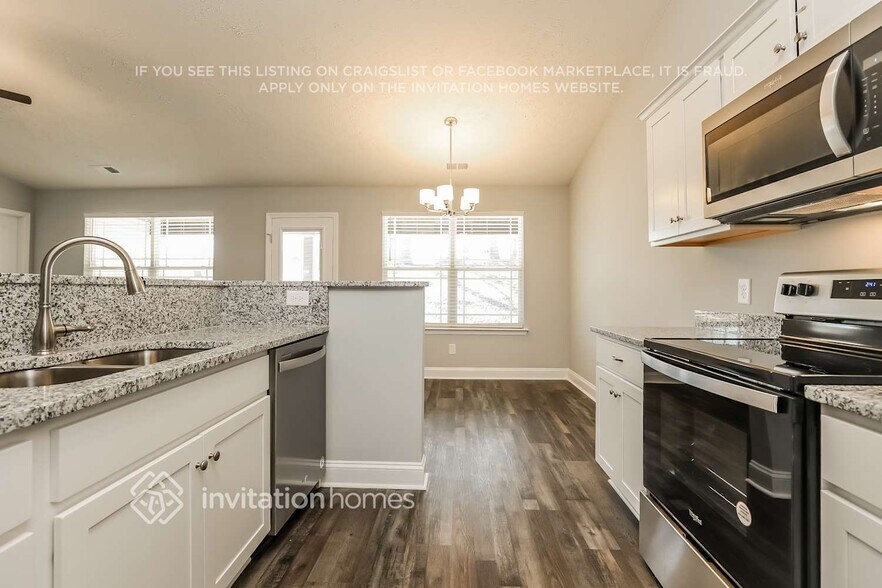 Building Photo - 273 Green Hills Dr