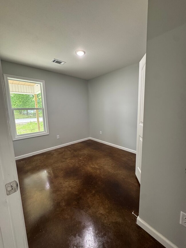 Building Photo - Brand New 3 Bed / 1 Bath In Trumann
