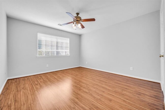 Building Photo - 3827 Bratton St