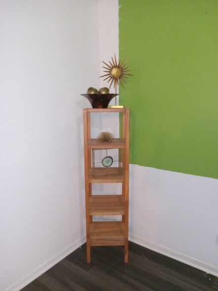 Building Photo - 4914 Algernon Dr