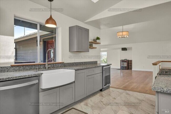 Building Photo - Beautifully updated-Stunning Views in Pope Valley "First Month Rent Free"