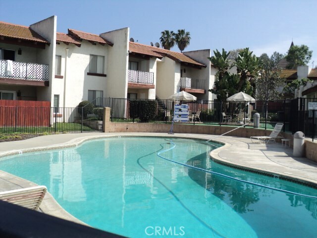 Building Photo - 23605 Golden Springs Dr