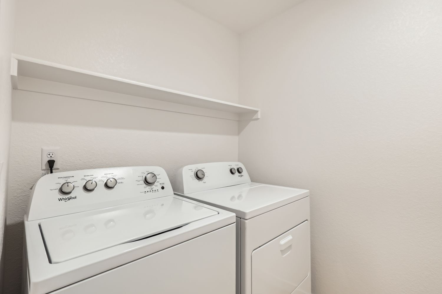 Laundry Room - 1348 S Boston Ct