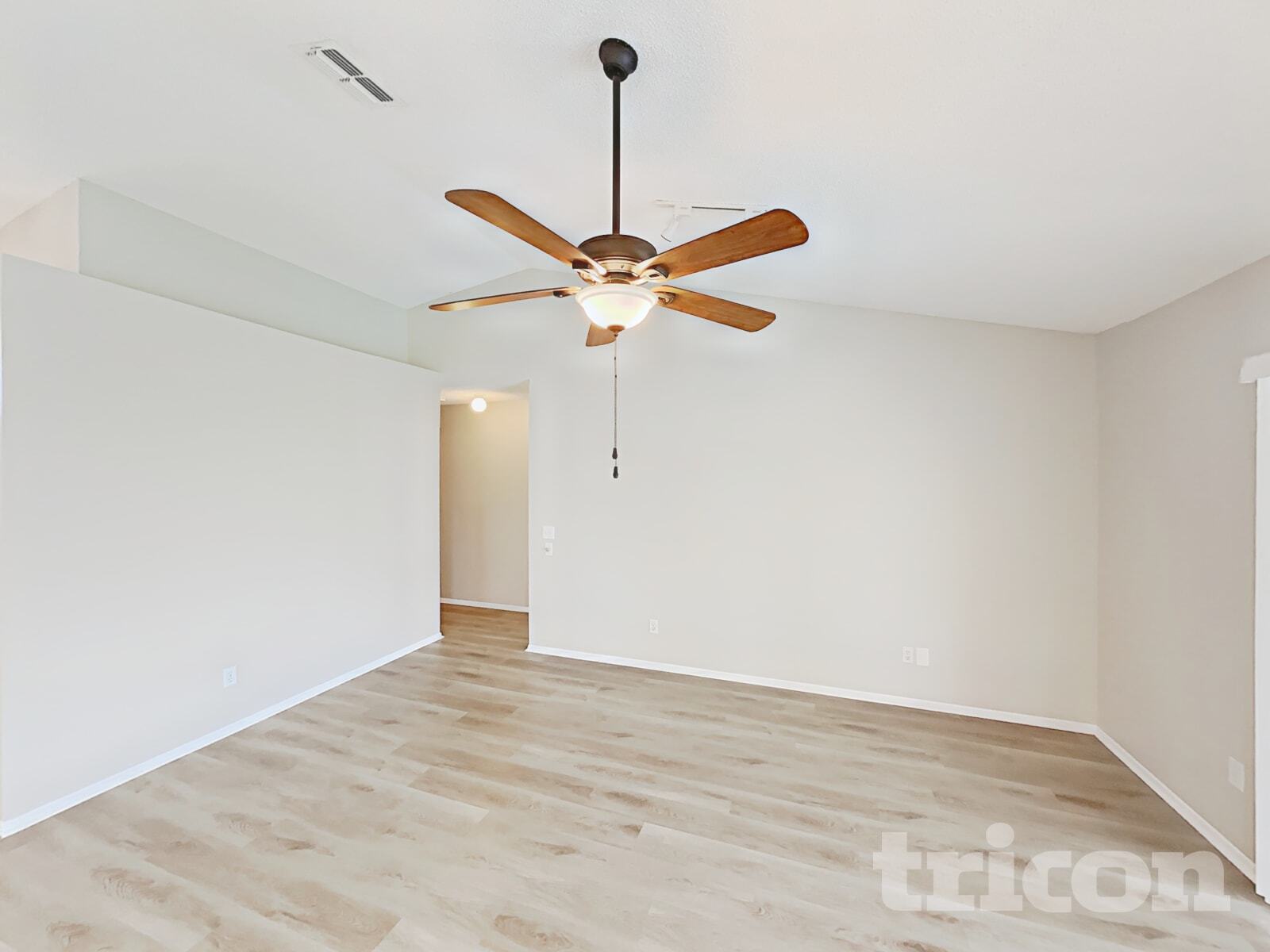 Building Photo - 6209 61st Ct E