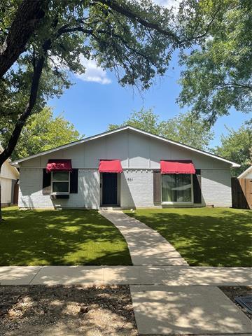 Building Photo - 1531 Camelia Dr