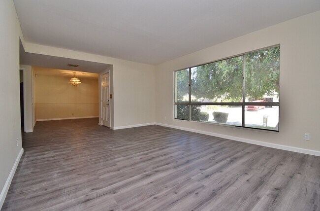 Building Photo - $4,390 4 BEDROOM GORGEOUS REMODELED SAN RA...