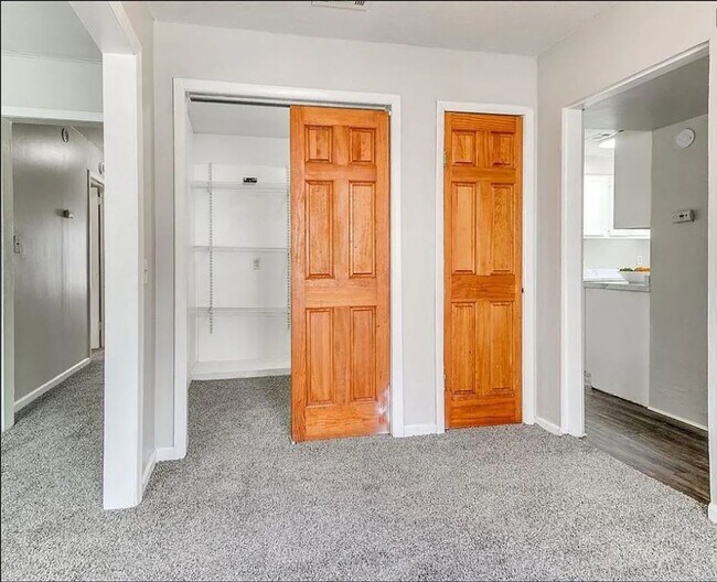 Building Photo - Charming & Refreshed 4 Bed / 1 Bath Home in Midwest City – $1,450/mo