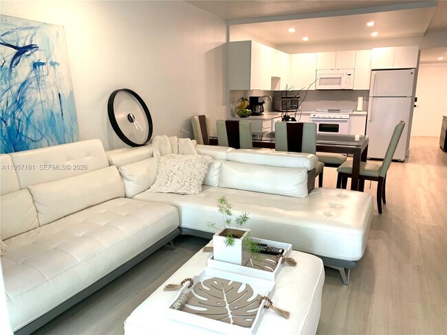 Building Photo - 240 Galen Dr