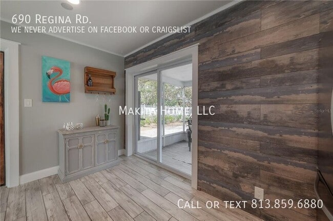 Building Photo - 690 Regina Rd