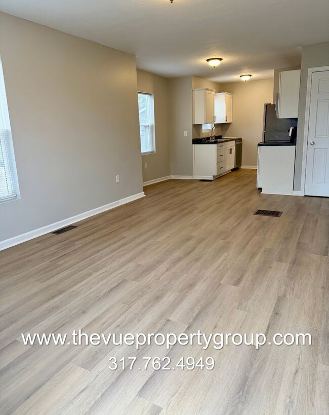 Building Photo - Newly Renovated 2-bedroom, 1-bath on the N...