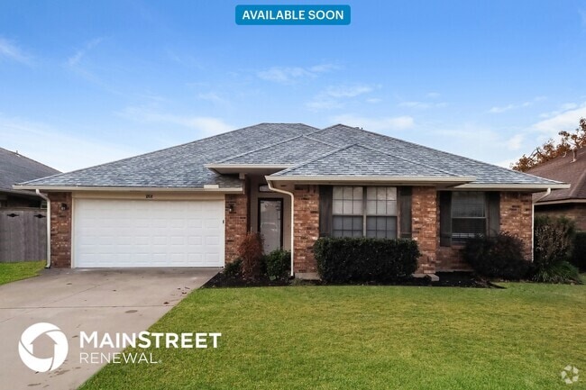 Building Photo - 1808 Yellowstone Ln