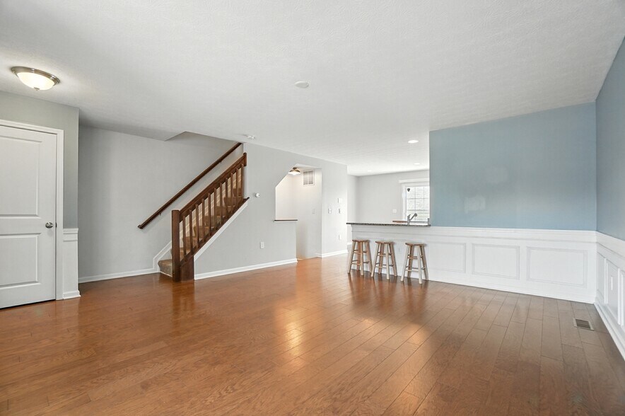 Living room - 6169 Needletail Rd