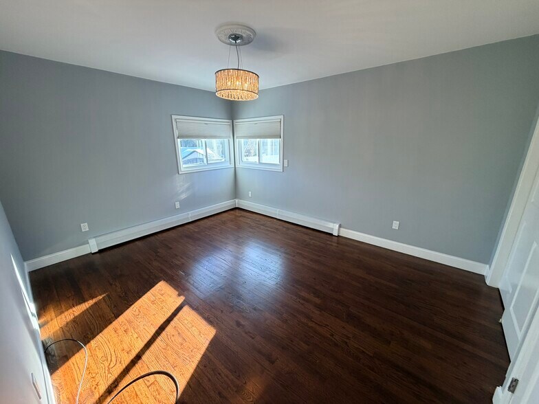 Building Photo - 2002 City Ave