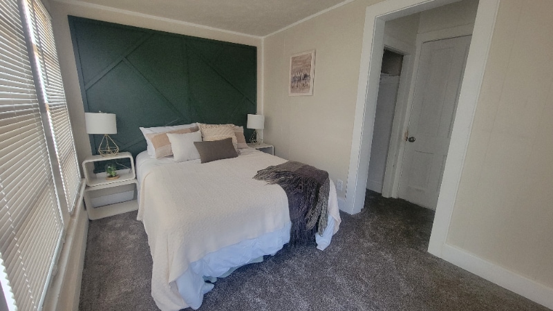 Building Photo - 4825 Calvert St