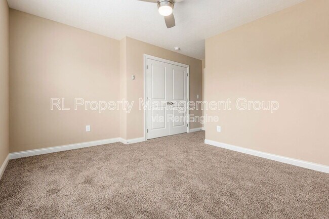 Building Photo - 10327 Indigo Dr