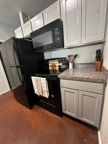 Building Photo - 215 Price Ln