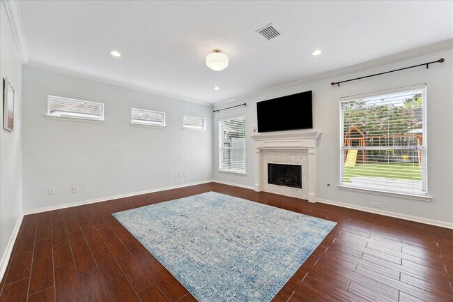 Building Photo - 3319 Harbrook Dr