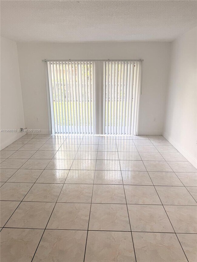 Building Photo - 611 NW 177th St