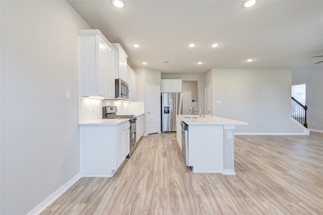 Building Photo - 812 Laguna Grn Ln