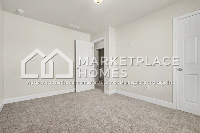 Building Photo - 5986 Westchase St