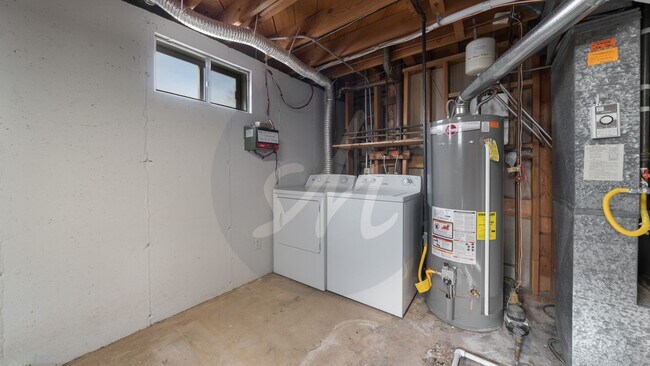 Building Photo - Sunny Ranch Home in Southeast Colorado Springs