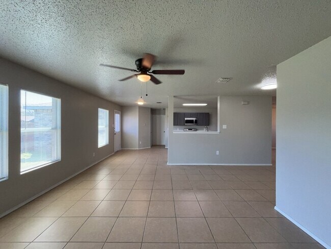 Building Photo - 1452 Gentle Rain Dr