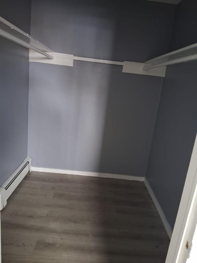 Building Photo - 79 Yaun Ave