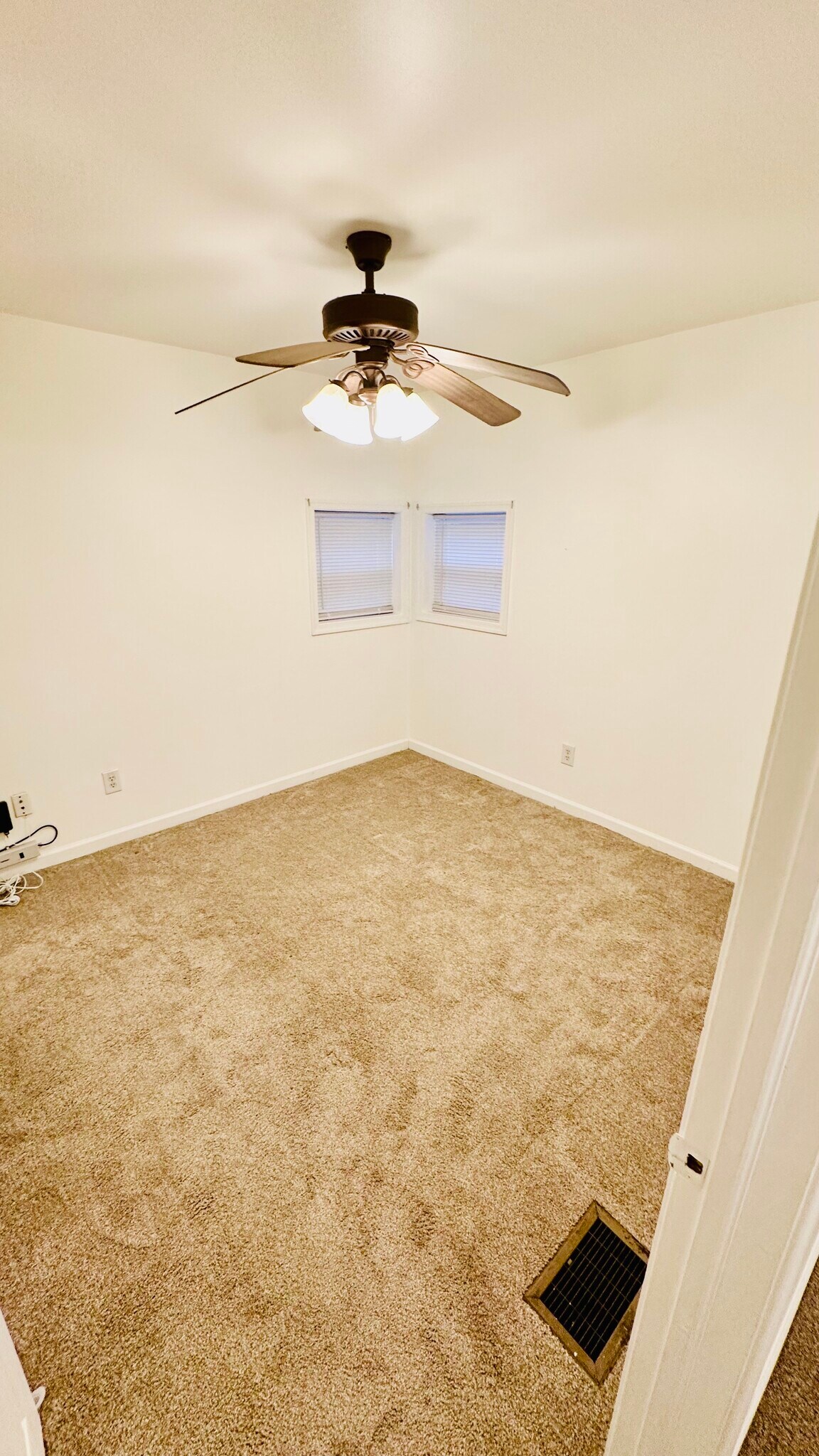 Building Photo - 70 E Cleveland Ave