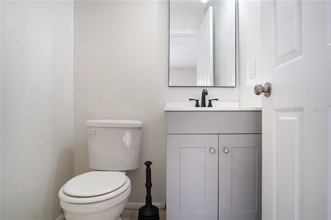 Building Photo - 2287 Avenue G NW