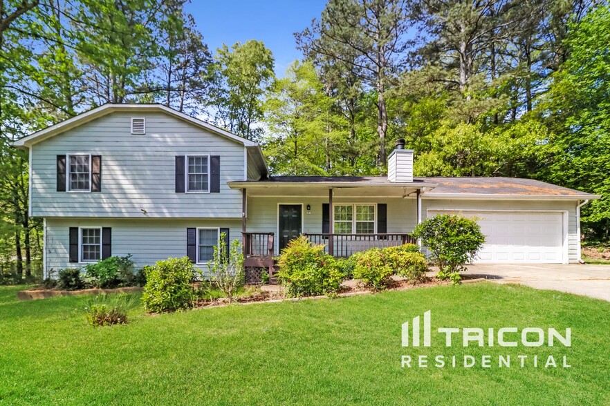 Primary Photo - 2640 Montego Dr