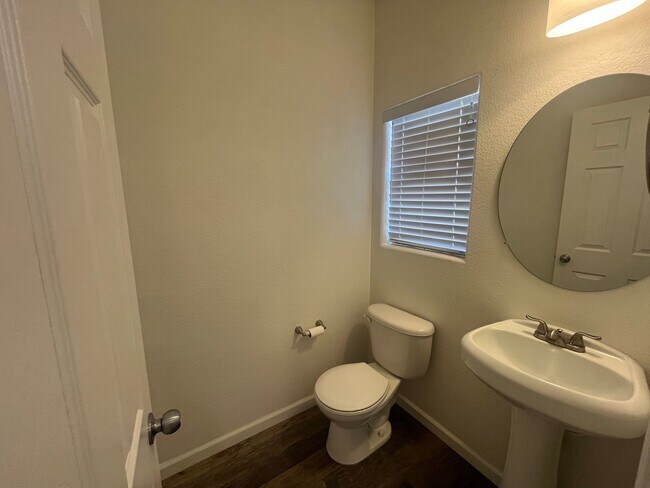 Building Photo - Spacious 2-Story Home with Oversized Beds ...