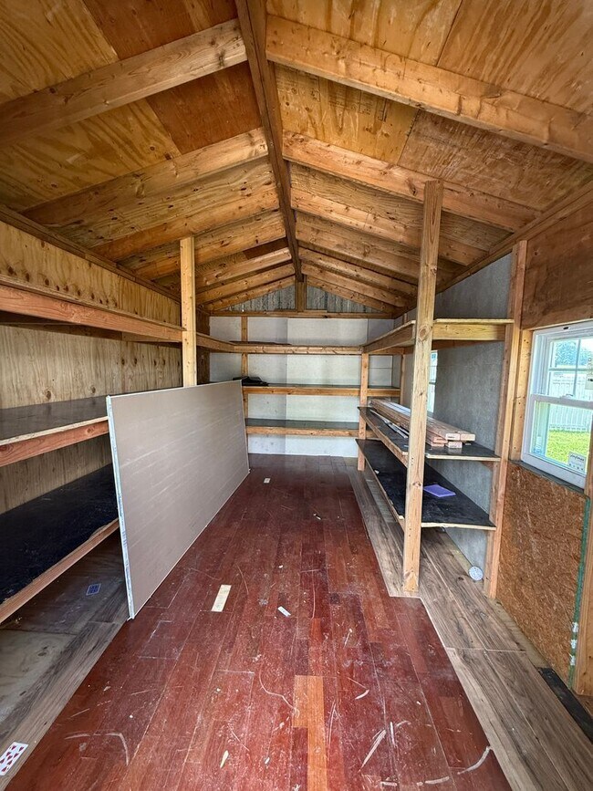 Building Photo - 7805 Brevort Rd