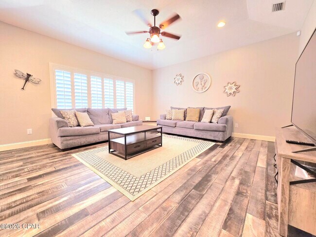 Building Photo - 2506 Dorothy Ave