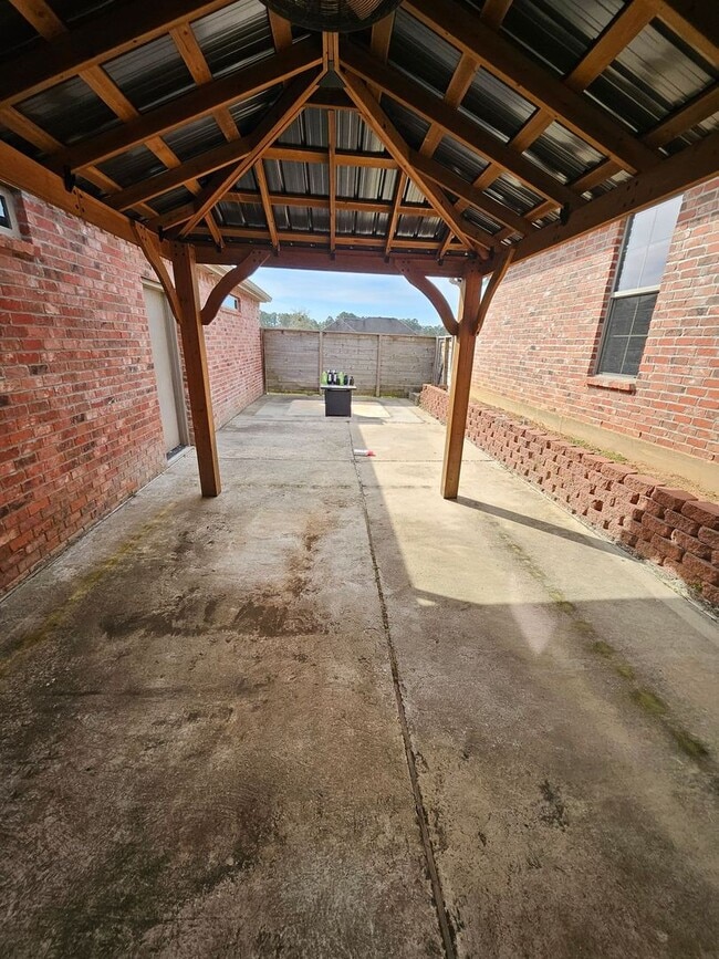 Building Photo - 149 J Bar Run Road