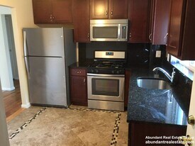 Building Photo - 33 Oxford Cir