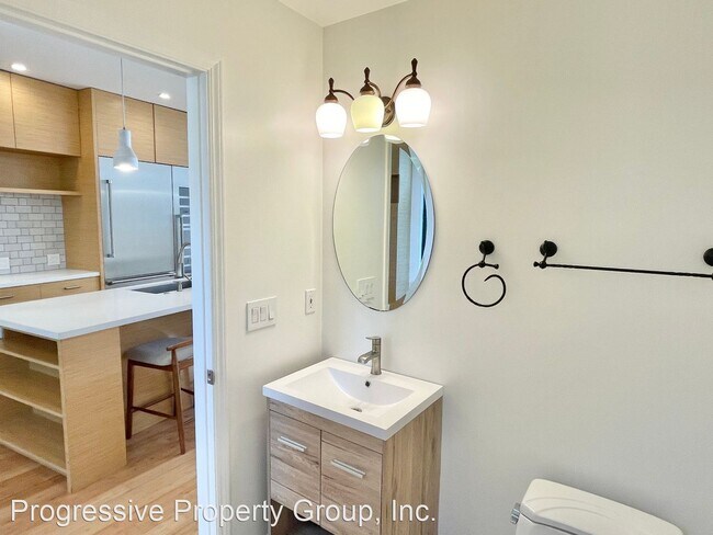 Building Photo - 3 br, 4 bath House - 338 Holladay Avenue