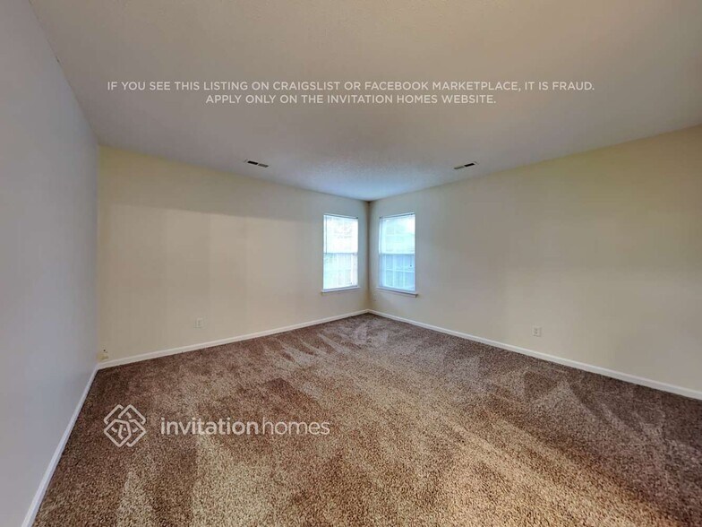 Building Photo - 11814 Stewarts Crossing Dr