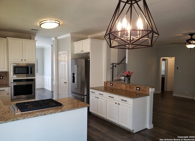 Building Photo - 4111 Antlers Lodge Rd