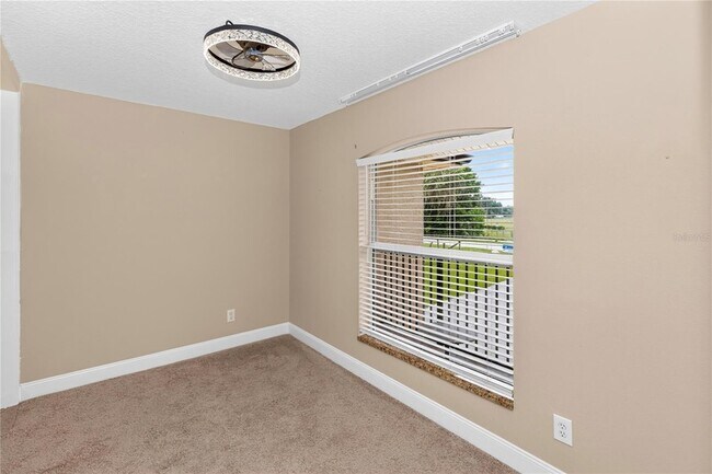 Building Photo - 690 W Lisbon Pkwy