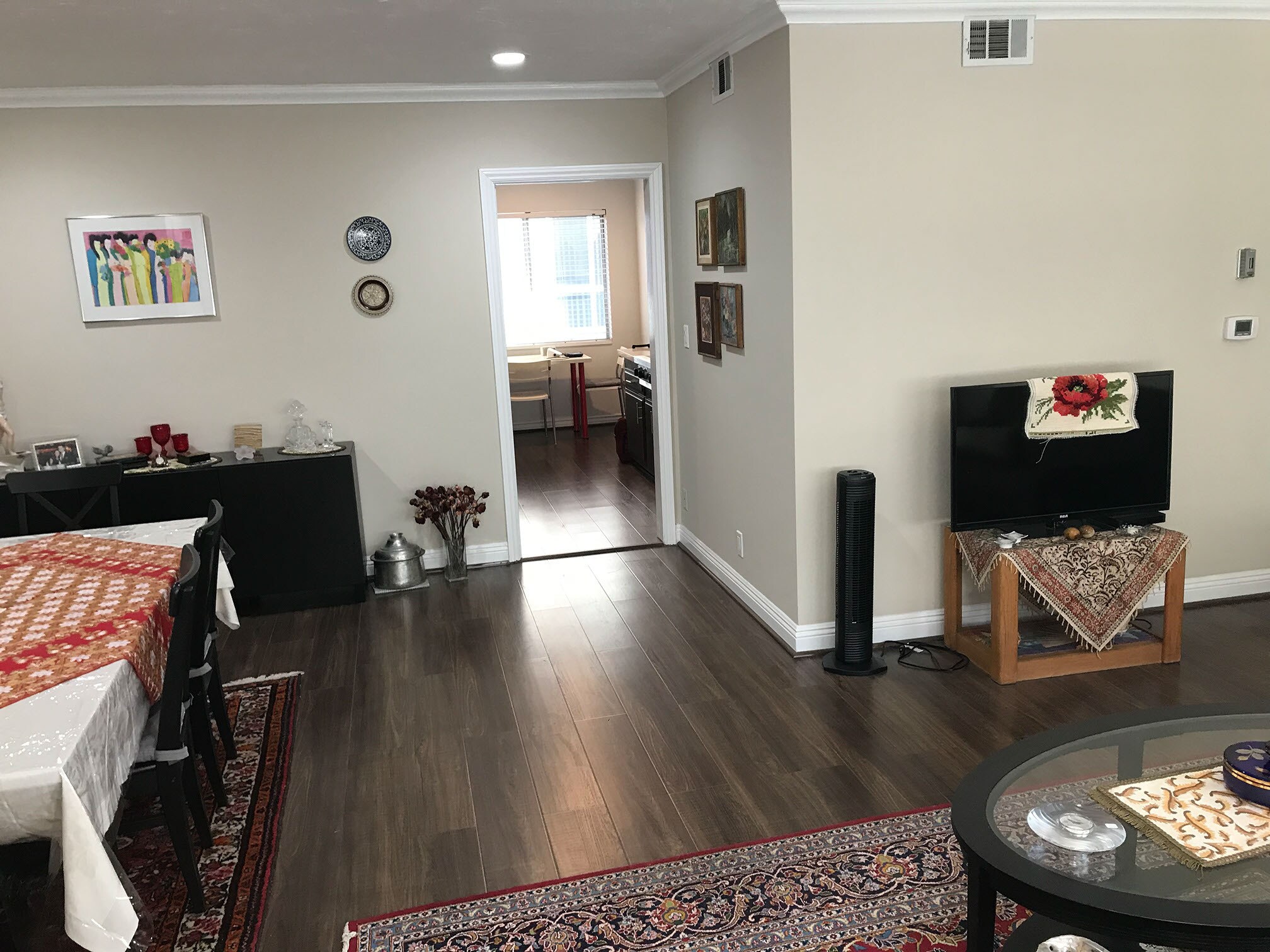 unit is UNFURNISHED - 1126 N Central Ave